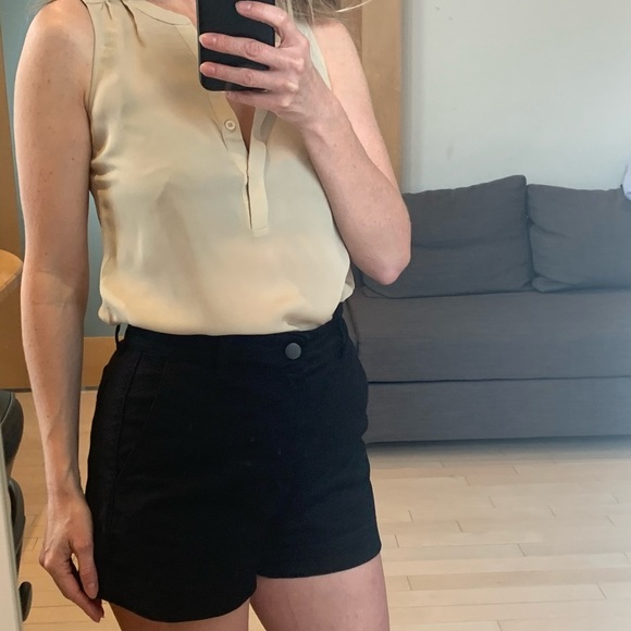 ECRU Sleeveless Silk V Neck Blouse Top V-neck - Picture 2 of 6